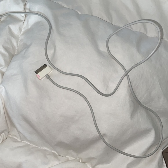 Working IPod 4th generation with charger - Picture 4 of 4